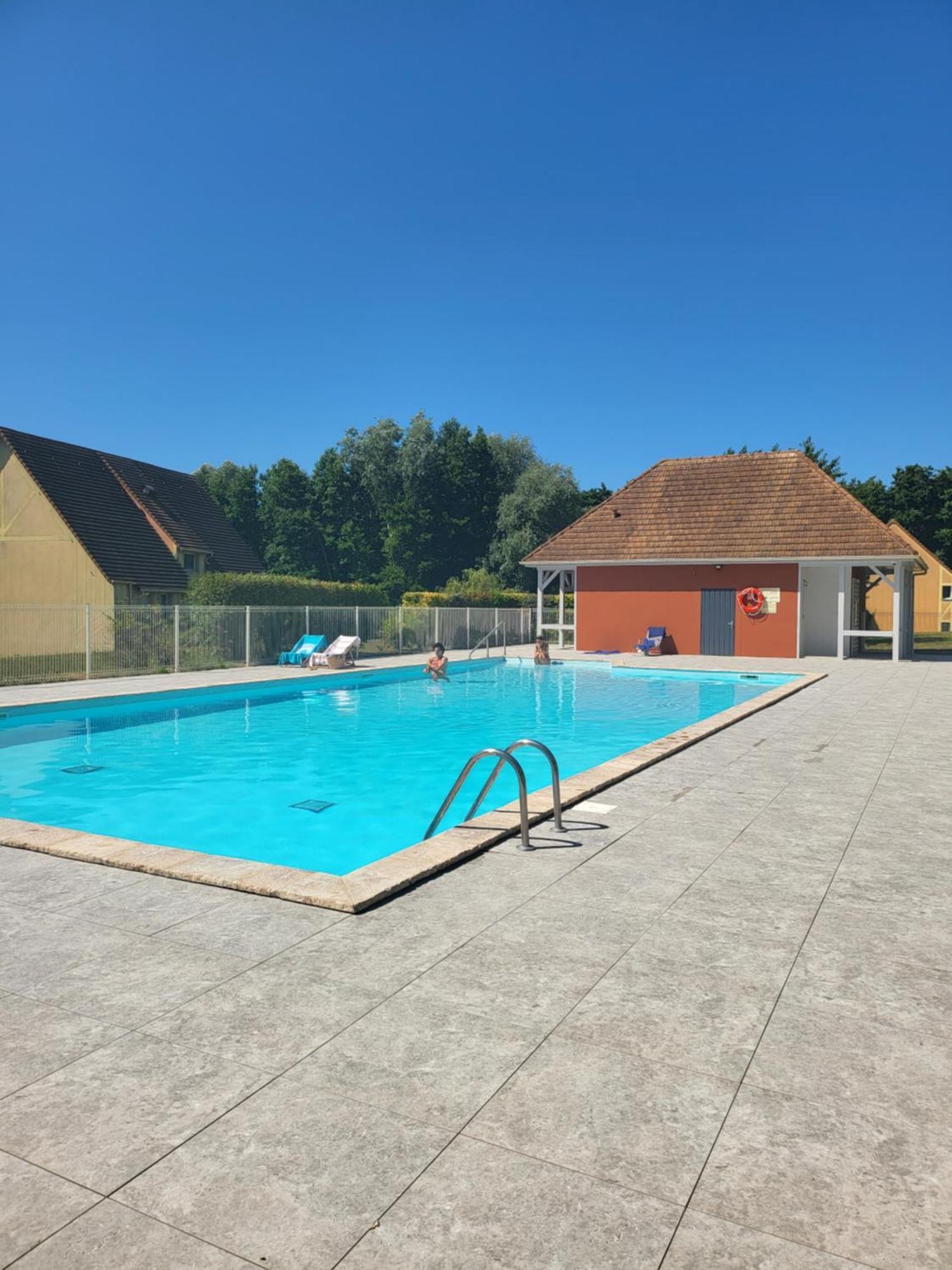 Charmante Petite Villa Sur Deauville Trouville-Sur-Mer Touques Exteriör bild